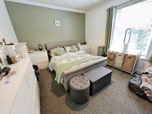 Master Bedroom- click for photo gallery